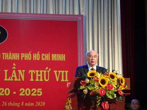 TPHCM: Triển khai 19 đề án, chương trình đột phá để phát triển giáo dục (SGGPO Thứ Tư, 26/8/2020 13:43)
